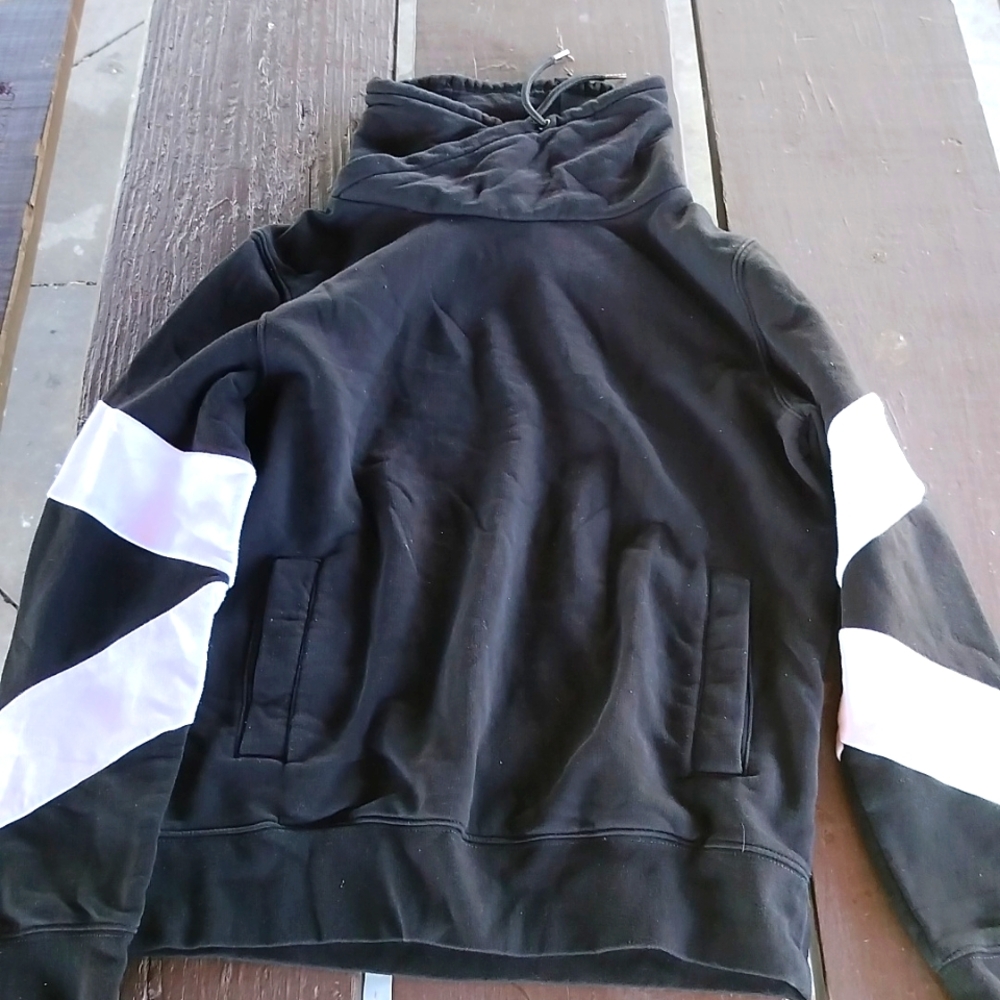Mens H&M Turtle Neck Sz: M